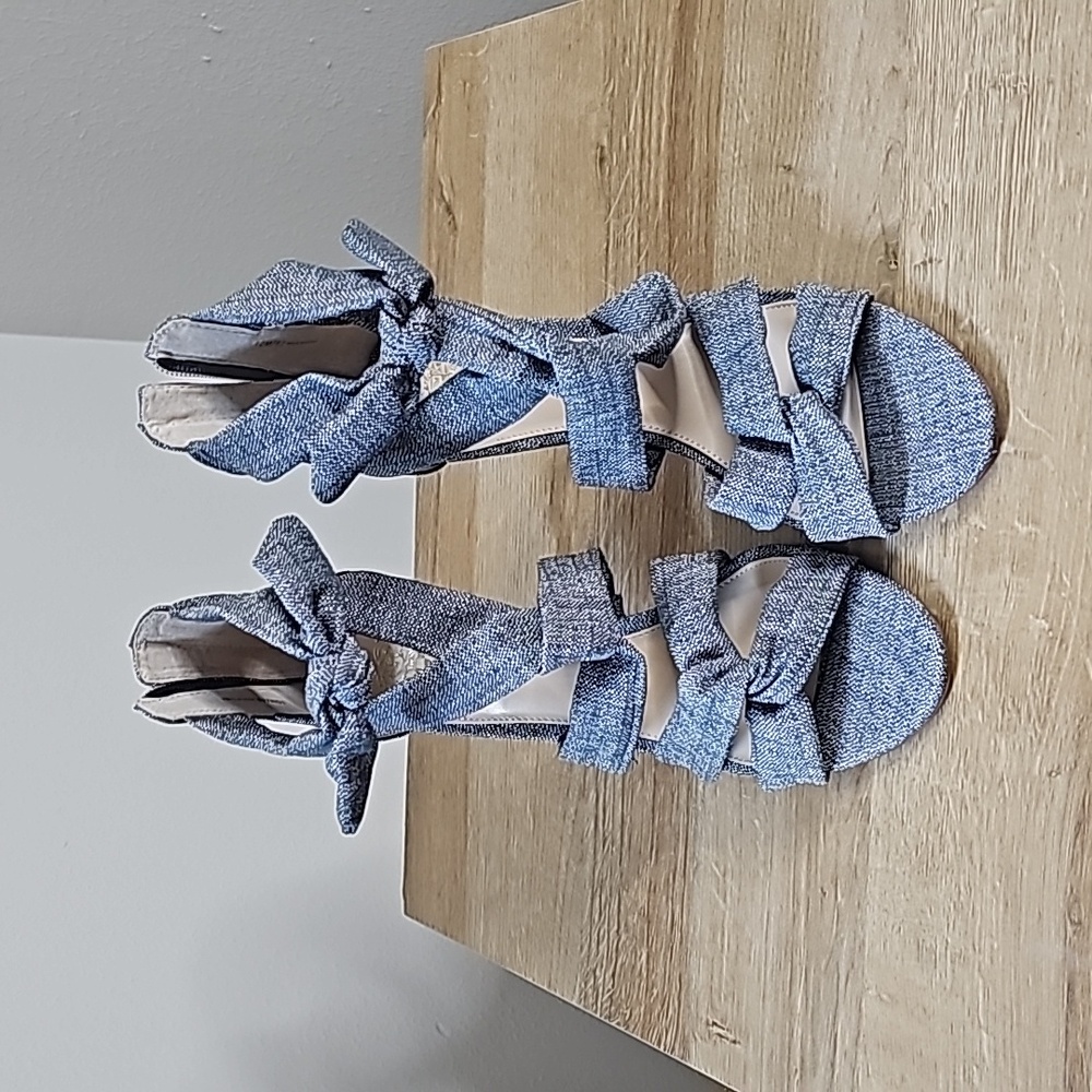 🌟BRAND NEW🌟VINCE CAMUTO Chania Heel Grey Linen (Sz 10)